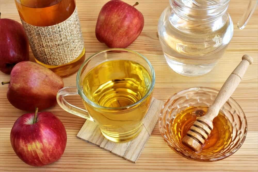 درمان خانگی اگزما با عسل و سرکه سیب