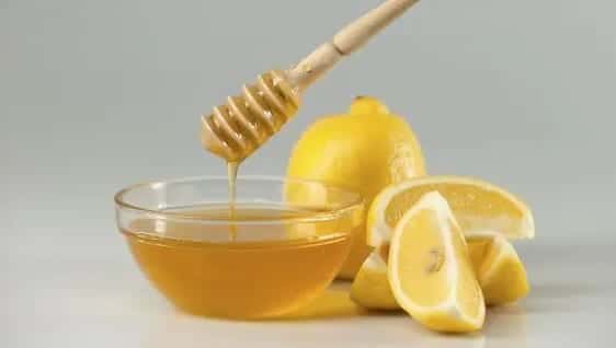 درمان خانگی اگزما با عسل و لیمو