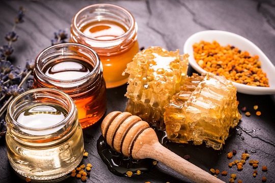 بوتولیسم با عسل و سایر مواد غذایی چگونه درمان می‌شود؟