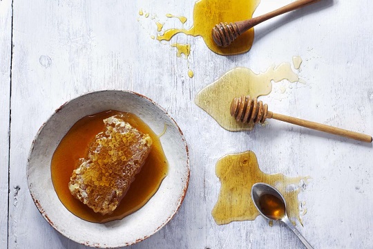 استفاده از عسل برای سوختگی خفیف تا متوسط