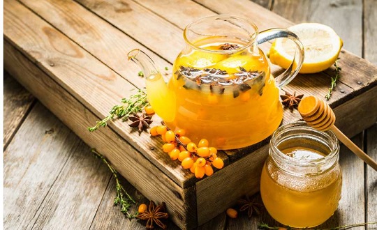 روش استفاده از عسل برای درمان یبوست